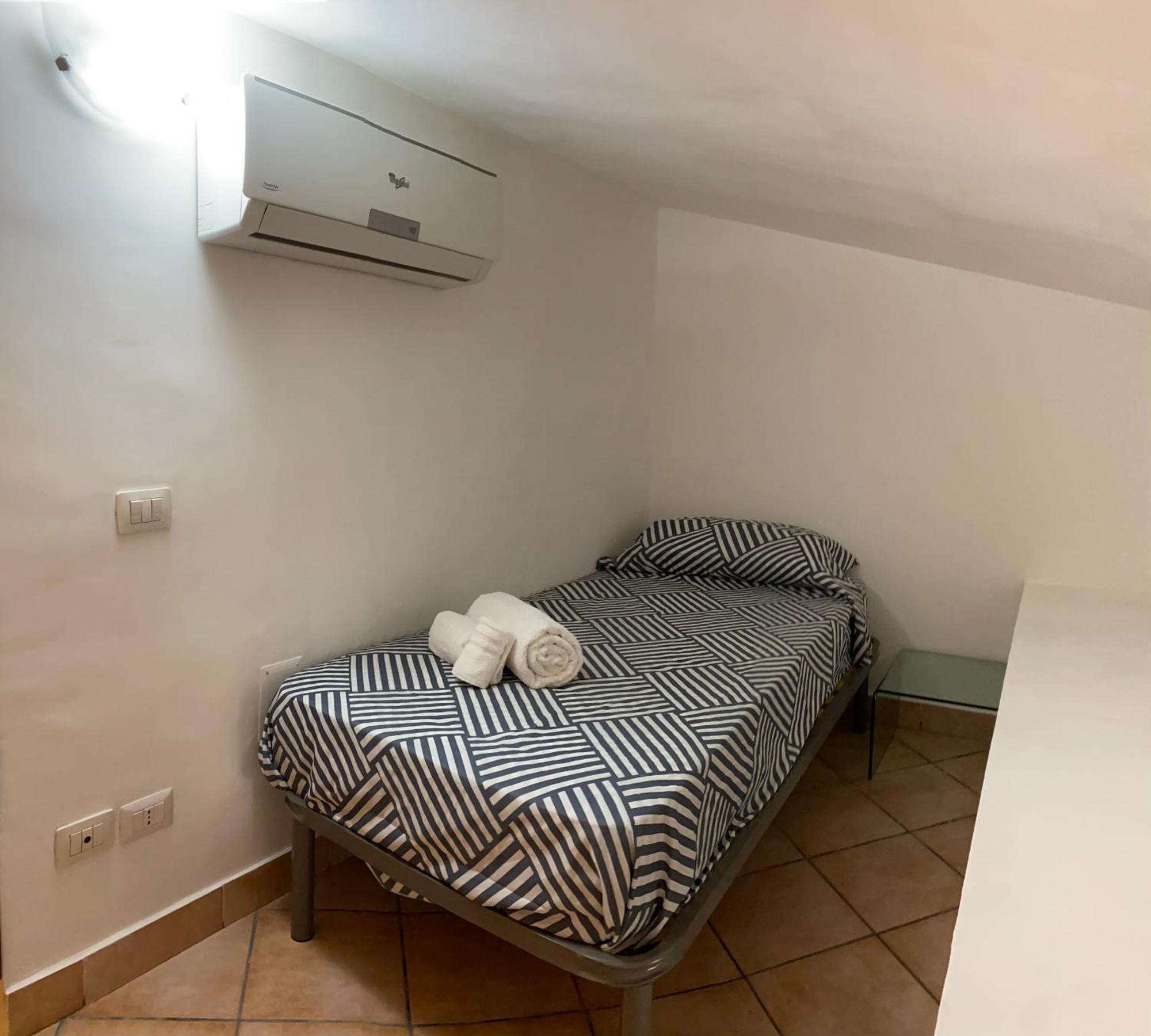 Villetta Relax Fast Wi-Fi 9 Min Porto Civitavecchia Santa Marinella Exterior foto